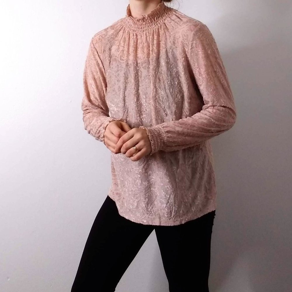 Velvet Turtleneck Liz Claiborne